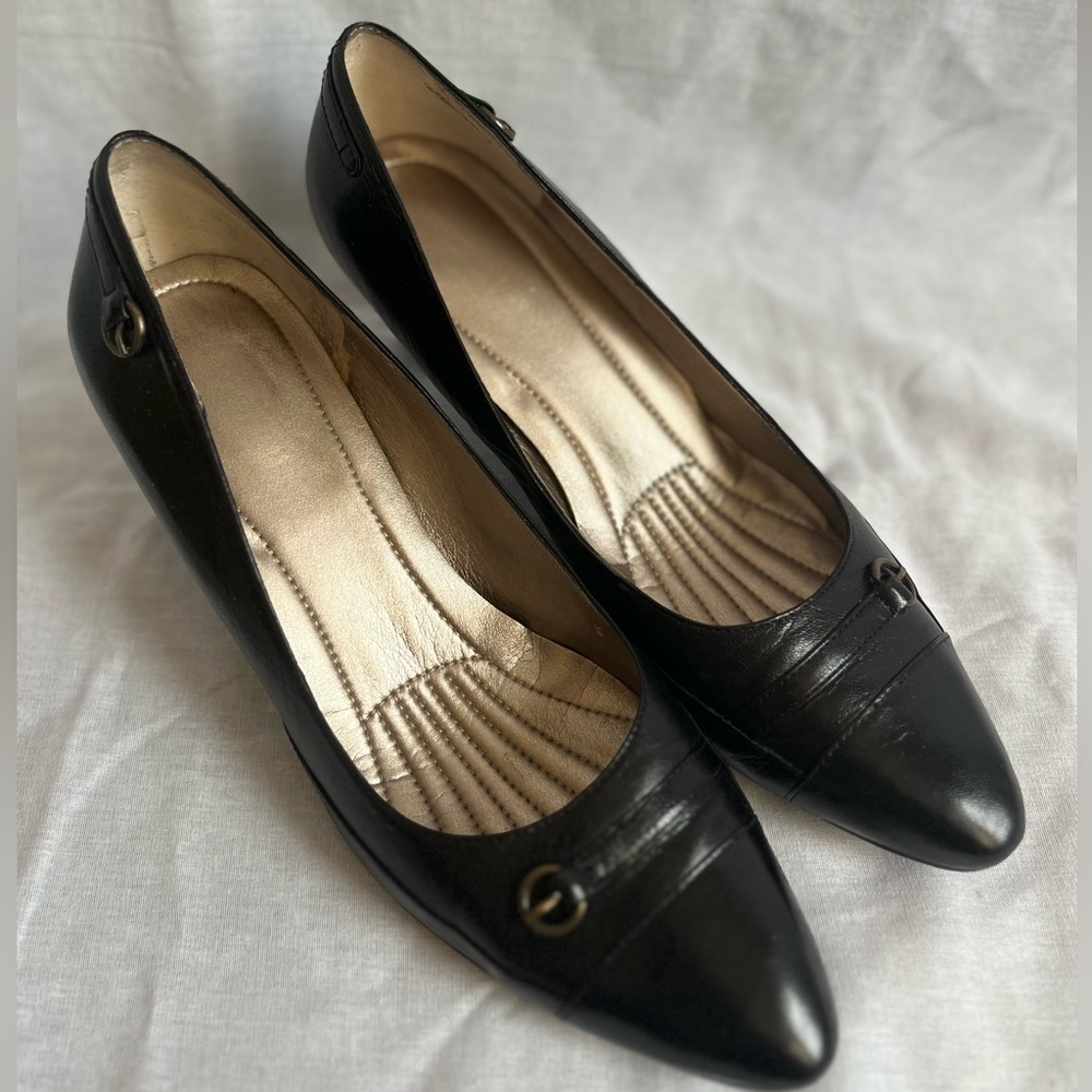 Black Leather Easy Spirit Heels